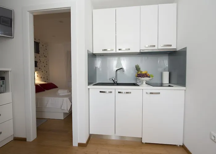 Apartments Annya